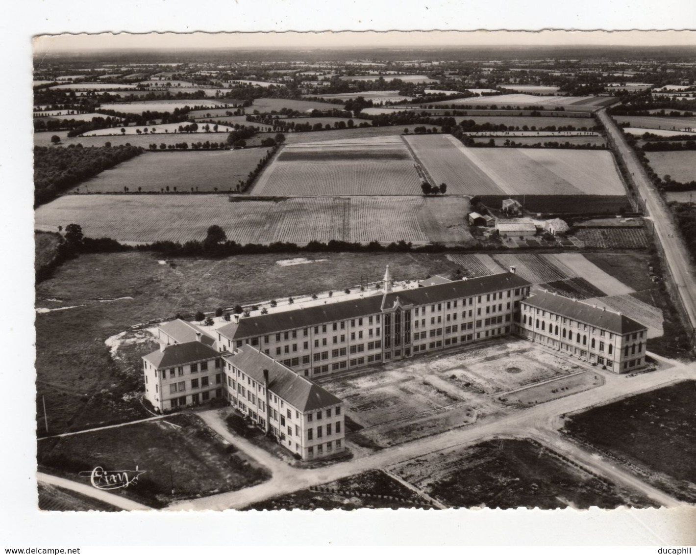 LES HERBIERS VUE AERIENNE DU SEMINAIRE - Les Herbiers