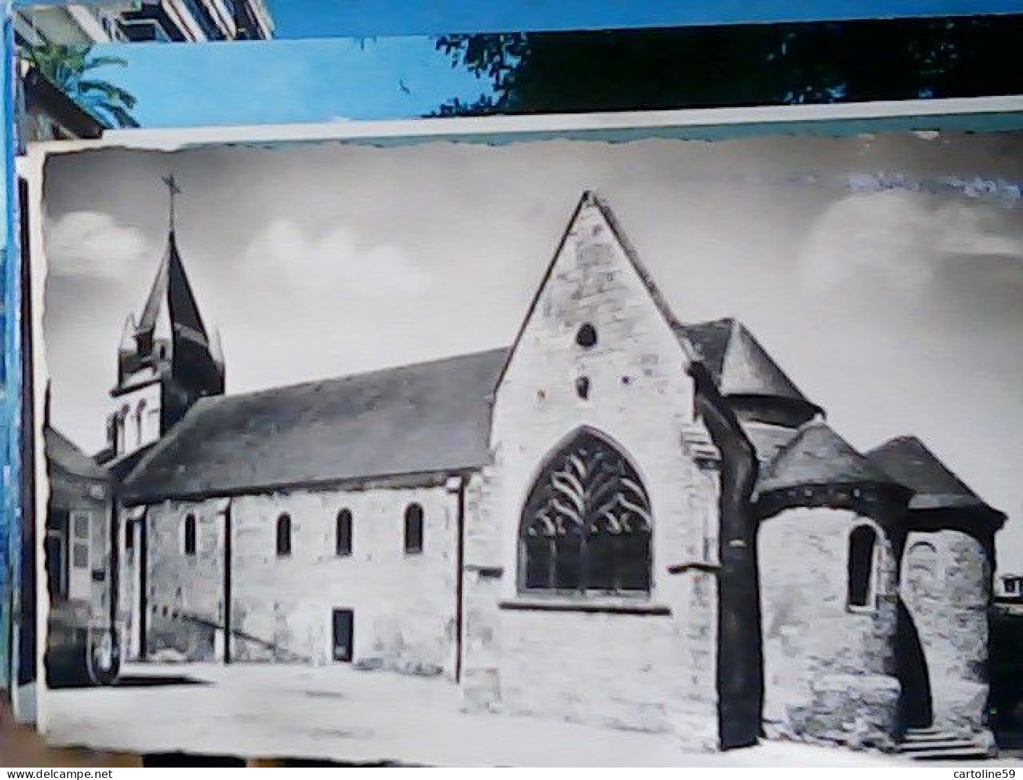 FRANCE 18. MEHUN-SUR-YEVRE. L'Eglise N1950 JV6119 - Mehun-sur-Yèvre