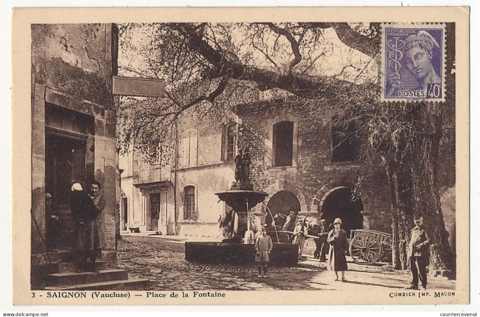 CPSM - SAIGNON (Vaucluse) - Place De La Fontaine - Autres & Non Classés