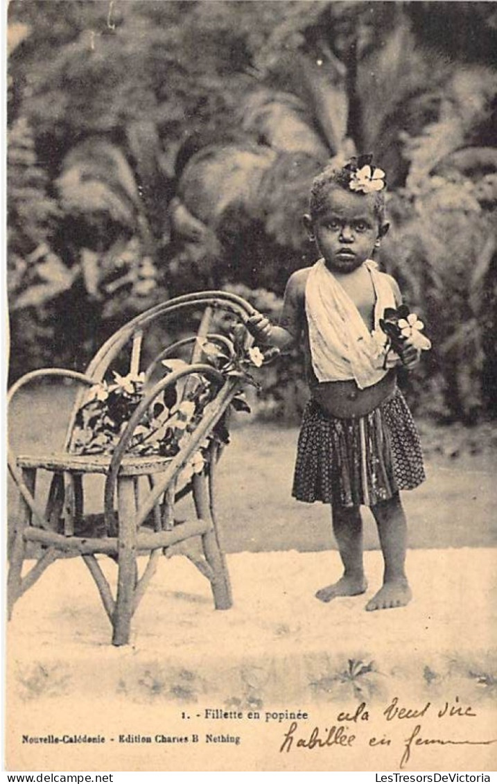 Nouvelle Calédonie - Fillette En Popinée - ( Habillée En Femme) - Carte Postale Ancienne - New Caledonia