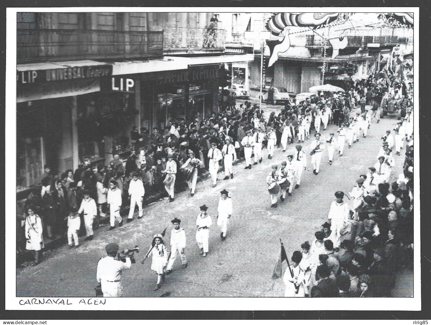 2002 -- JOUR DE CARNAVAL A AGEN . 4A894 - Non Classés