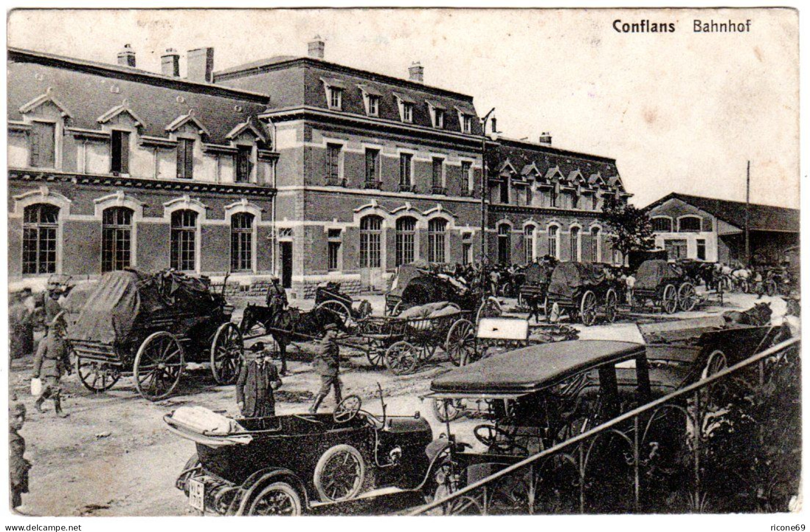 Frankreich, Conflans Bahnhof M. Oldtimer U. Pferdekutschen, 1915 M. FP Gebr. AK - Jarny