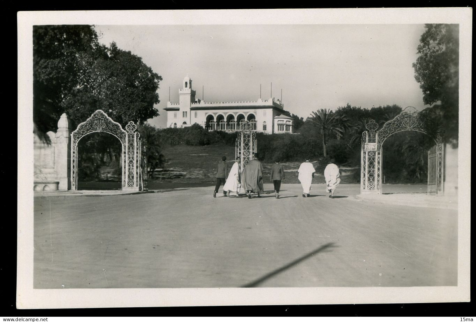 TUNIS Portes D'entrée Du Belvédère Et Le Pavillon - Tunisia