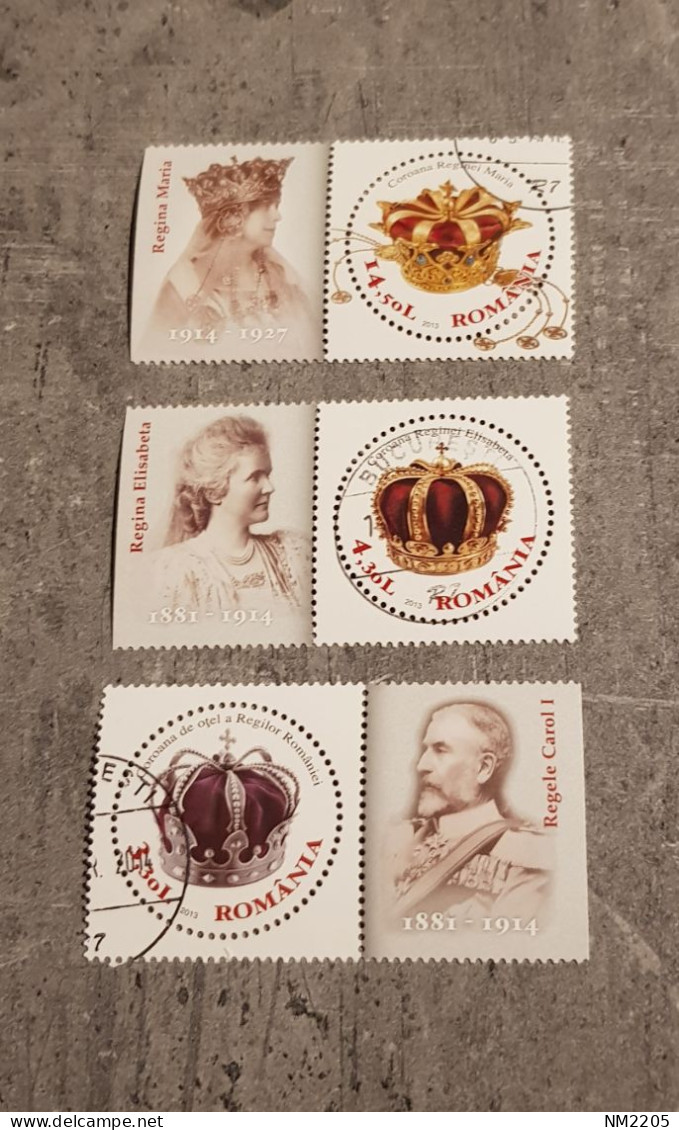 ROMANIA CROWNS OF KINGS AND QUEENS FROM ROMANIA SET USED - Oblitérés