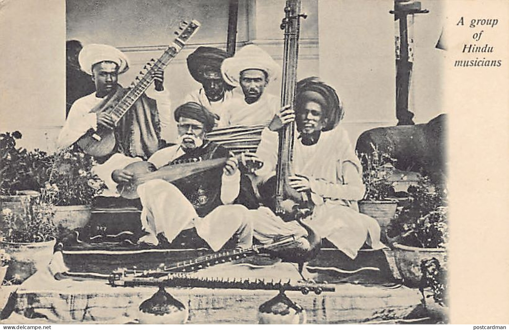 India - A Group Of Hindu Musicians  - Inde