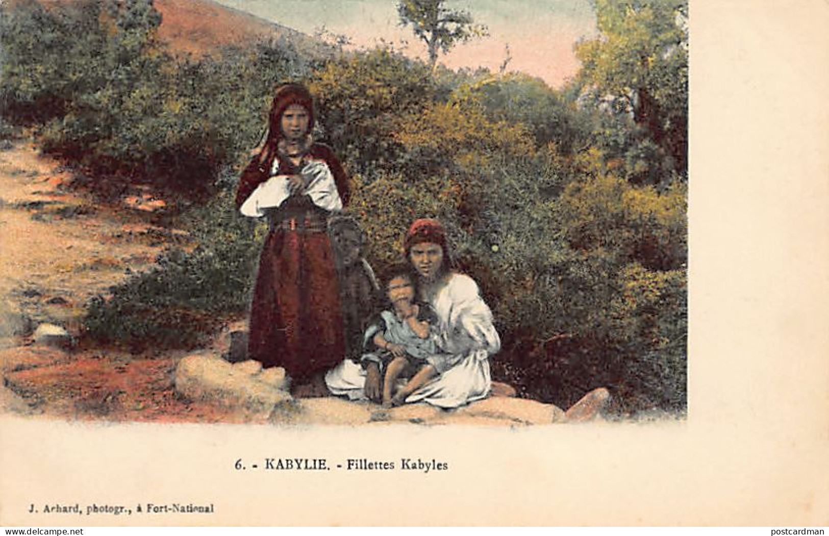 Algérie - Kabylie - Fillettes Kabyles - Ed. J. Achard 6 - Bambini