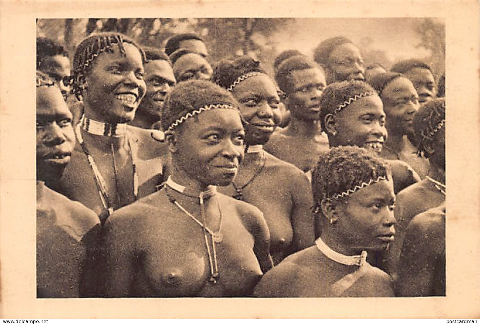 Centrafrique - Types De Femmes - Ed. R. Bègue 28 - Centraal-Afrikaanse Republiek