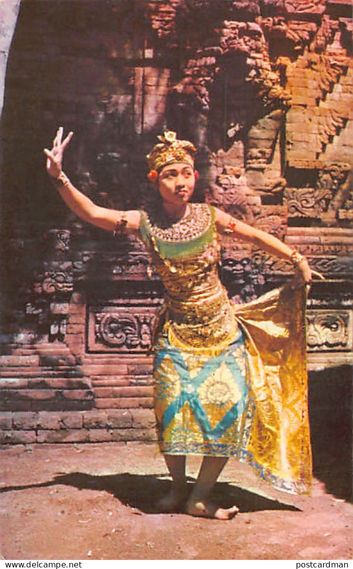 Indonesia - Miss Daju Made Dewi, The Star-dancer Of The Famous Padmagita Gong Organization Of Kedaton, Denpasar - Indonesia