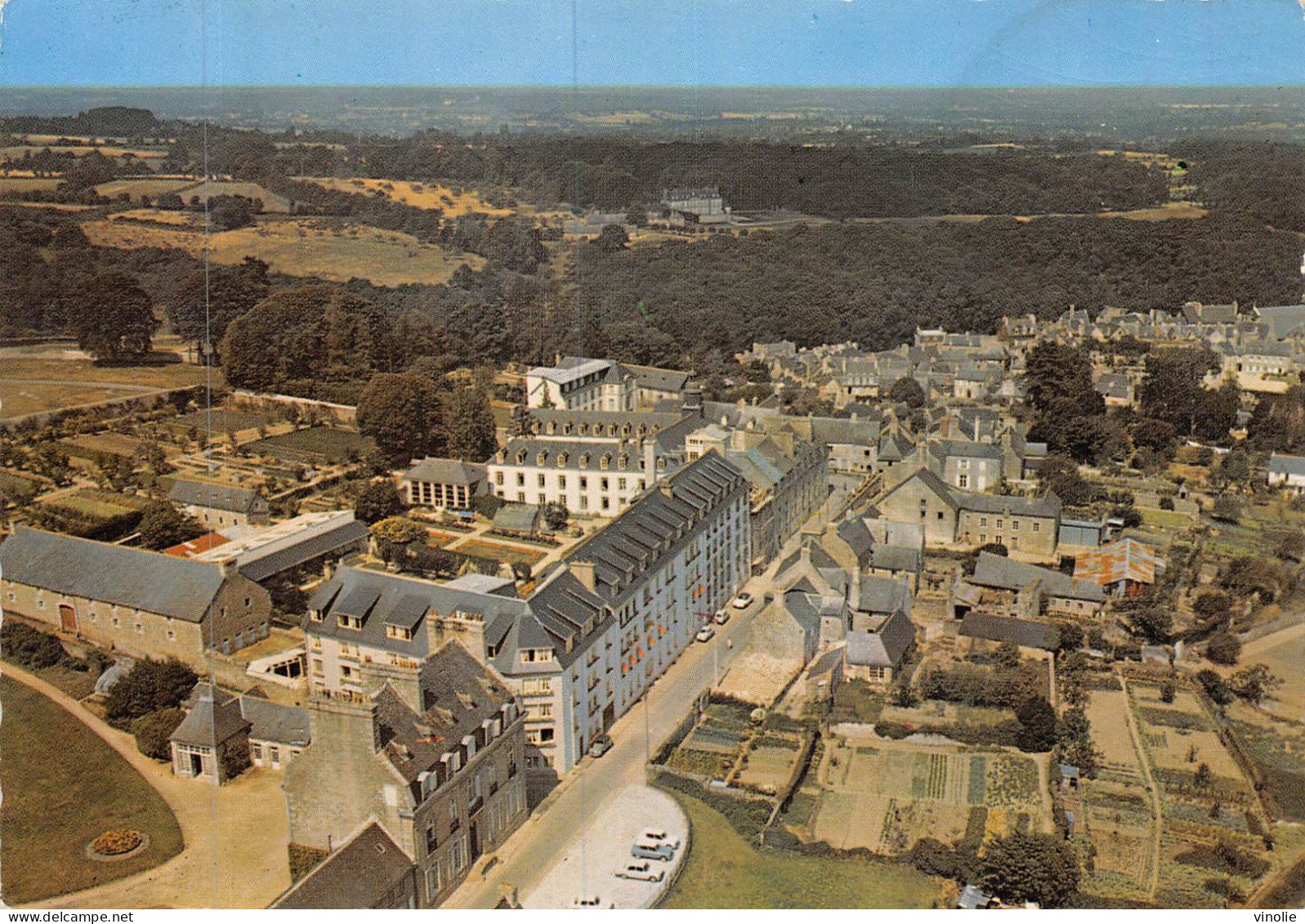 P-24-MOR-474 : MONTCONTOUR. VUE AERIENNE. HOPITAL - Moncontour