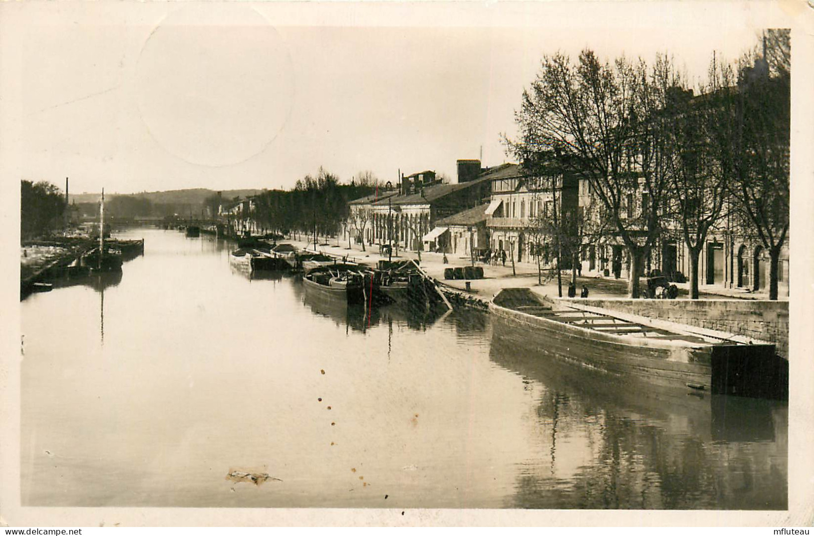 30* BEAUCAIRE  Le Canal  (CPSM 9x14cm)     RL20,1097 - Beaucaire