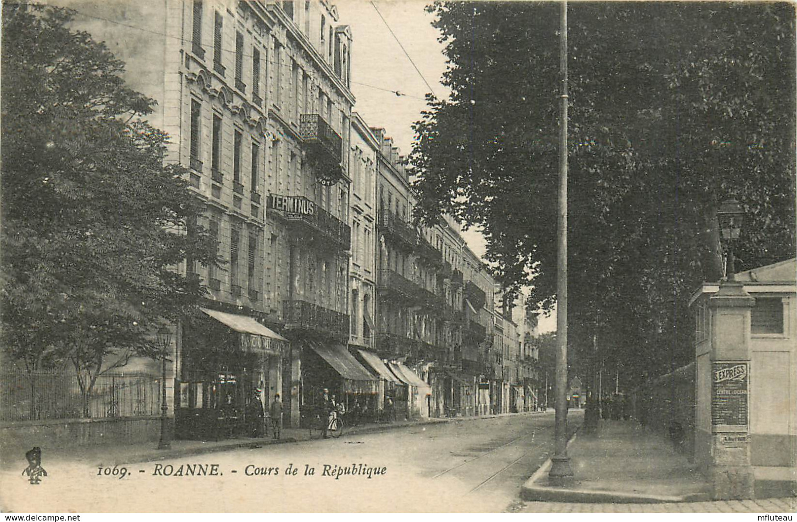 42* ROANNE  Cours De La Republique    RL20,1706 - Roanne