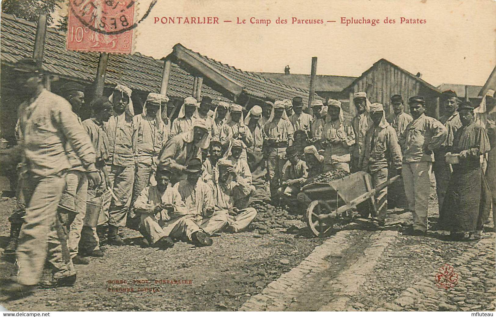25* PONTARLIER  Camp Des Pareuses – Epluchage Des Patates   RL22,1628 - Barracks