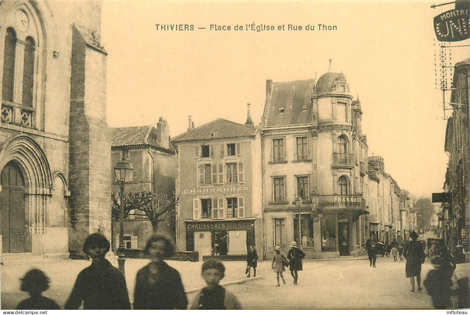 24* THIVIERS  Place De L Eglise Et Rue Du Thon    RL22,1579 - Thiviers