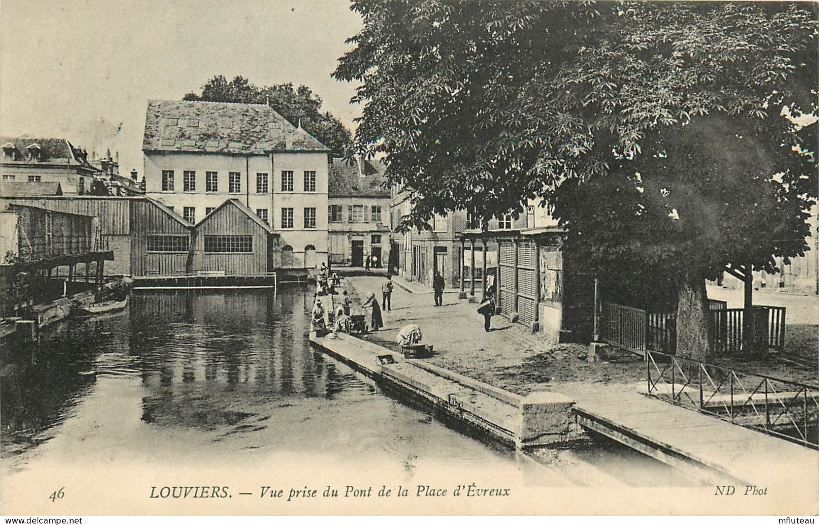 27* LOUVIERS     Vue Prise Du Pont De La Place D Evreux   RL22,1931 - Louviers