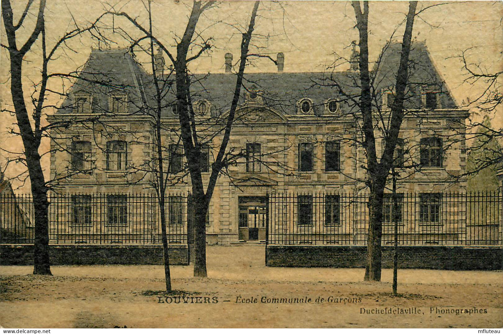 27* LOUVIERS   Ecole Communale De Garcons    RL22,1933 - Louviers