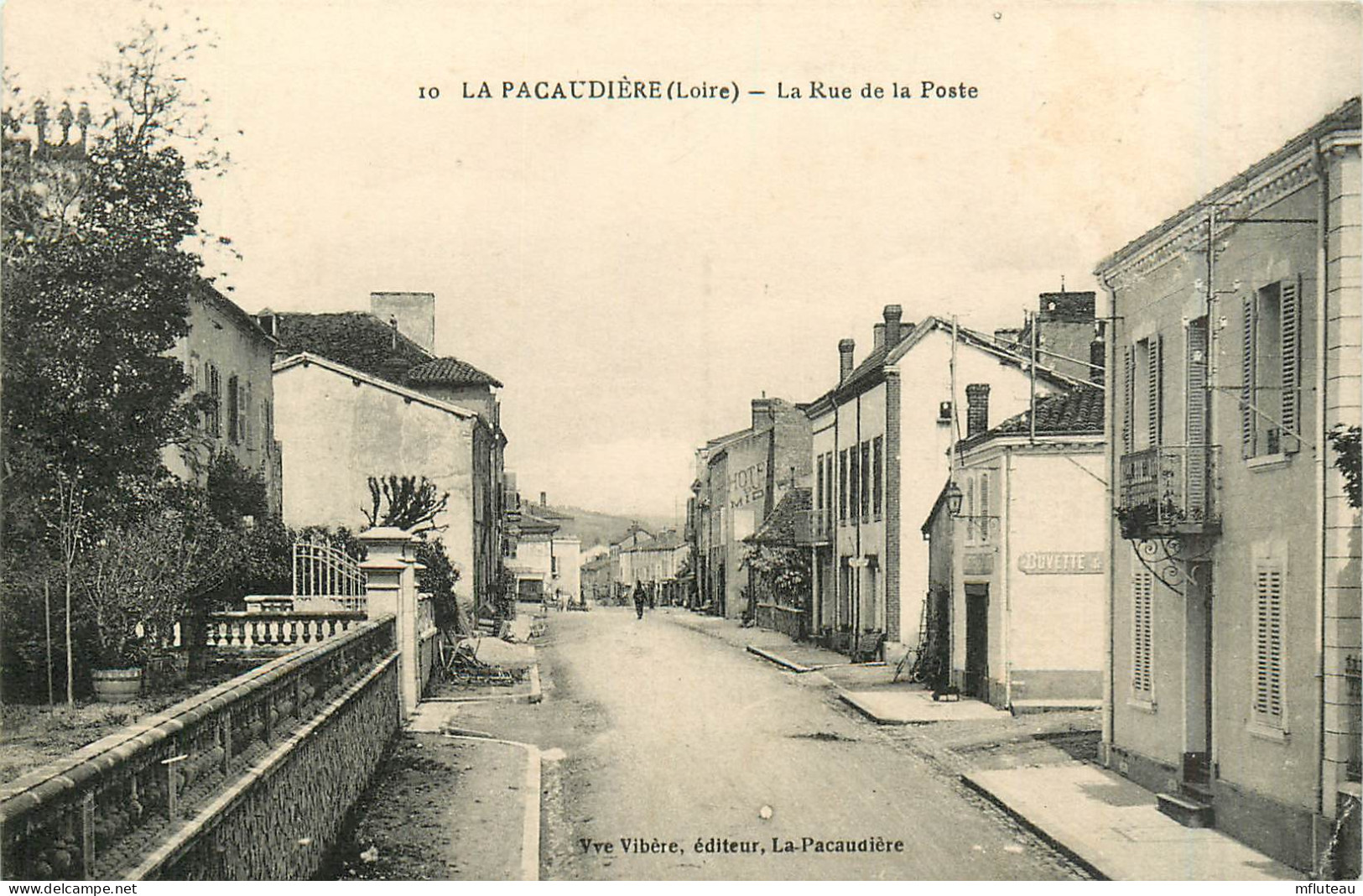 42* LA PACAUDIERE  Rue De La Poste       RL34.0945 - La Pacaudiere