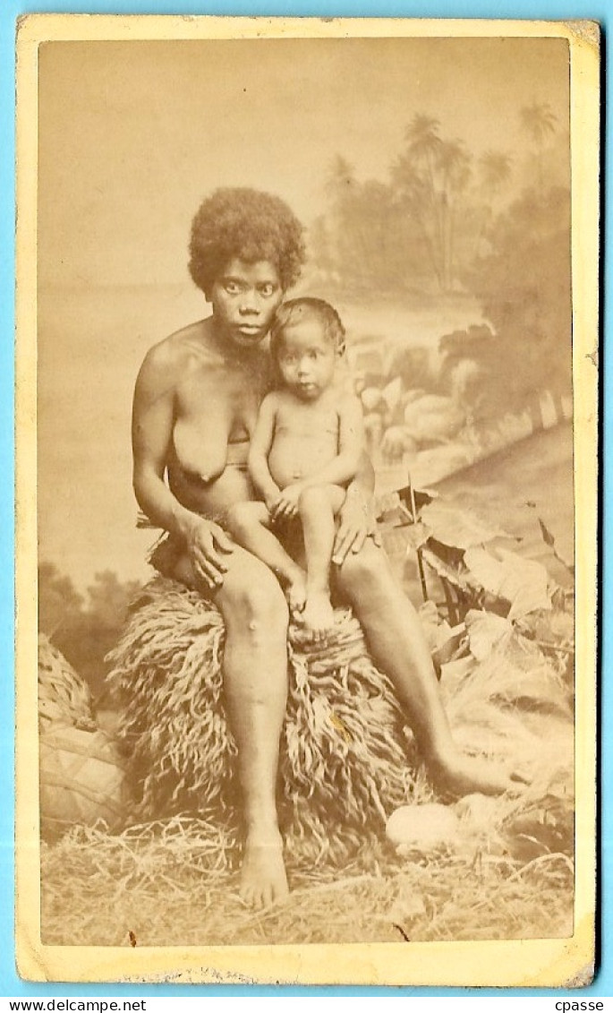 TRES RARE PHOTO Photographie CDV Ancienne ALLEN HUGHAN, NOUMEA Nouvelle-Calédonie - Femme Canaque Kanak Et Enfant * Nu - Oceanía