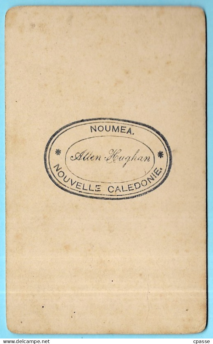 TRES RARE PHOTO Photographie CDV Ancienne ALLEN HUGHAN, NOUMEA Nouvelle-Calédonie - Guerrier Autochtone (kanak, Canaque) - Océanie