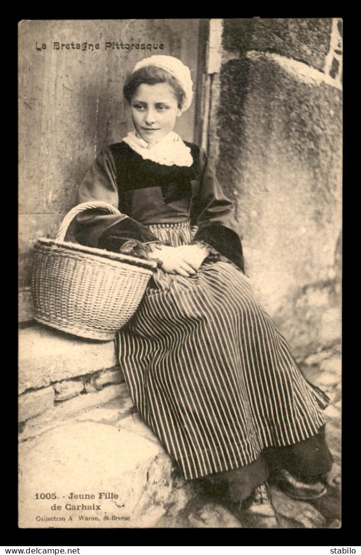 29 - CARHAIX - JEUNE FILLE EN COSTUME - Carhaix-Plouguer