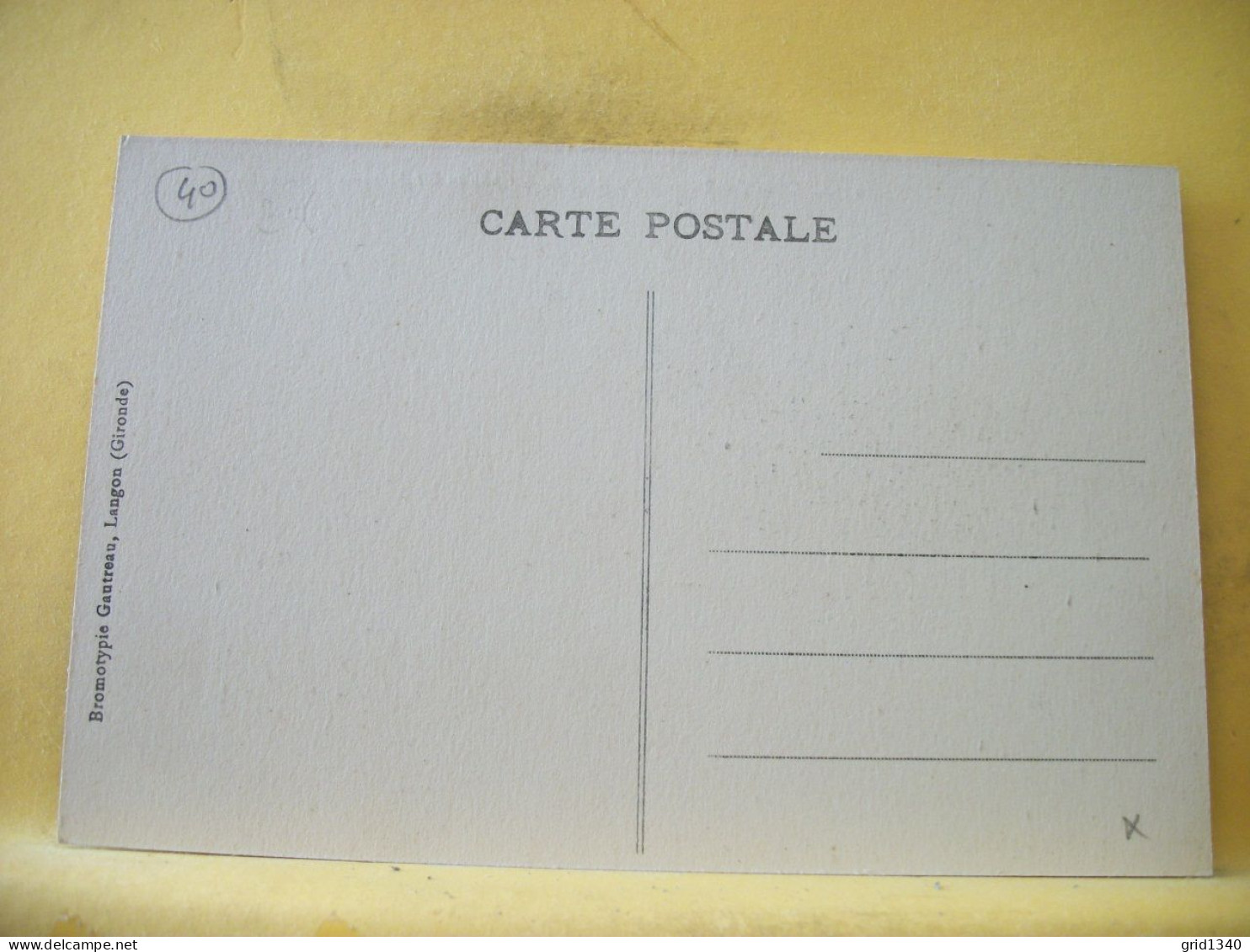 40 2753 LOT DE 4 CPA DIFFERENTES SUR LE CHATEAU DES MARQUIS DE POYANNE A POYANNE DANS LES LANDES - Castelli