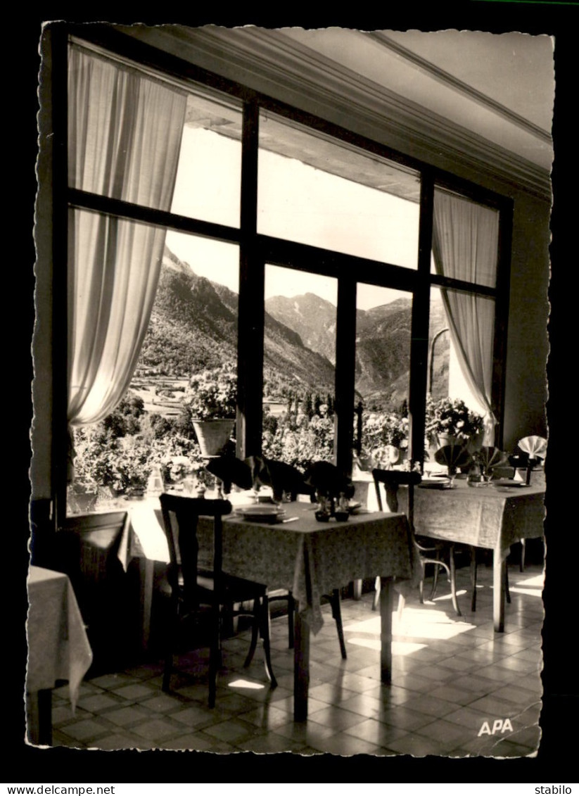 ANDORRE - ANDORRE-LA-VIEILLE - SALLE A MANGER DE L'HOTEL LA TRUITE  - CARTE AVEC TIMBRE - Andorra