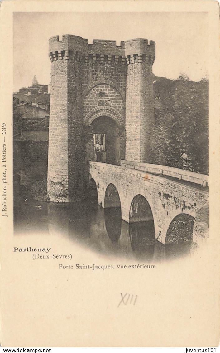 CPA Parthenay Porte Saint Jacques     L2845 - Parthenay