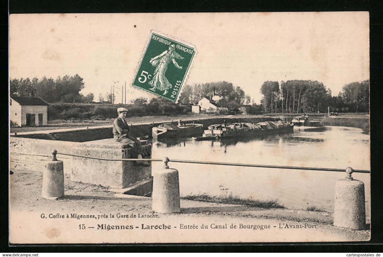 CPA Migennes-Laroche, Entree Du Canal De Bourgogne, L'Avant-Port  - Migennes
