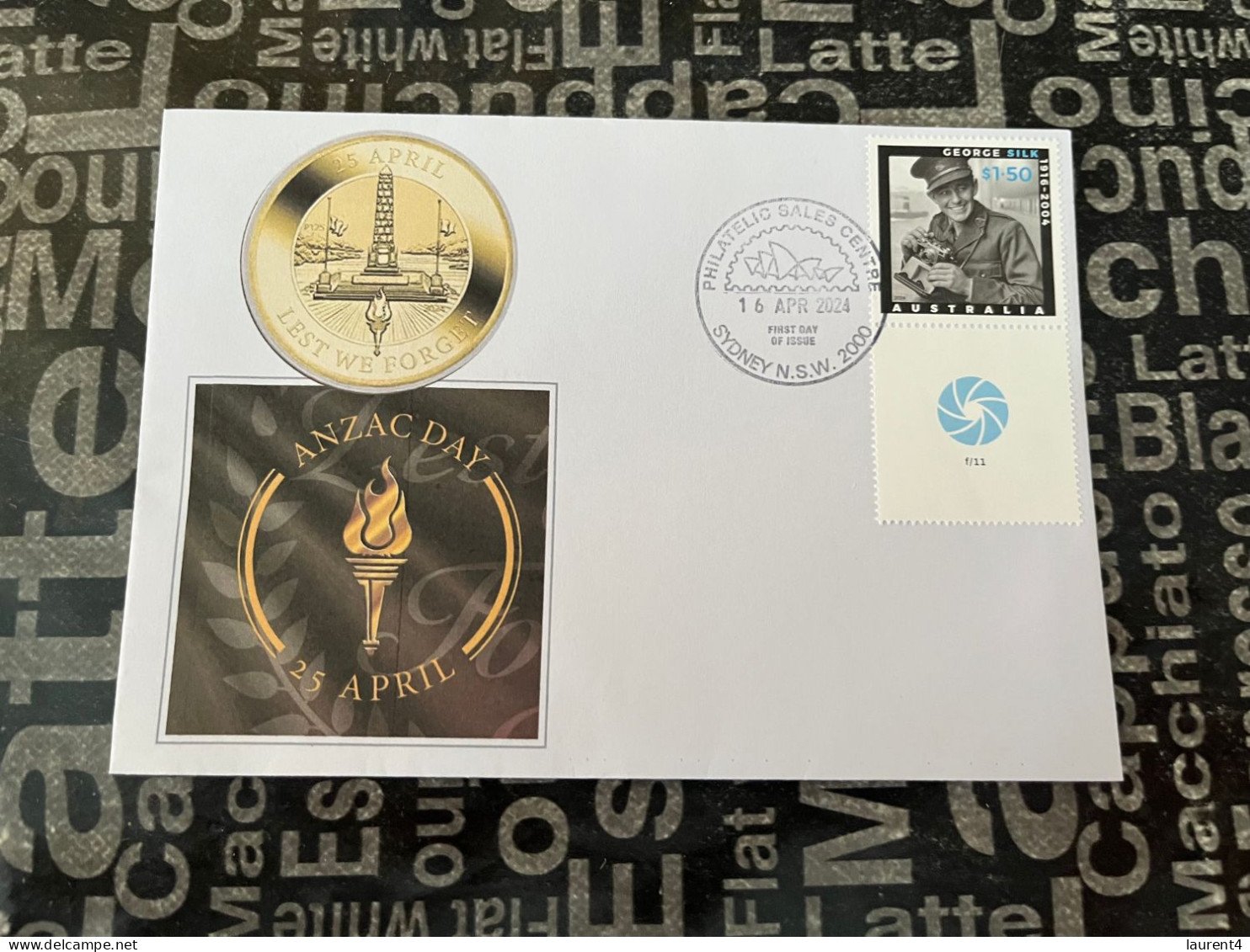 16-4-2024 (4 X 22) Australia ANZAC 2024 Coin - New Stamp Issued 16-4-2024 (on Cover With Special Gutter) - Premiers Jours (FDC)