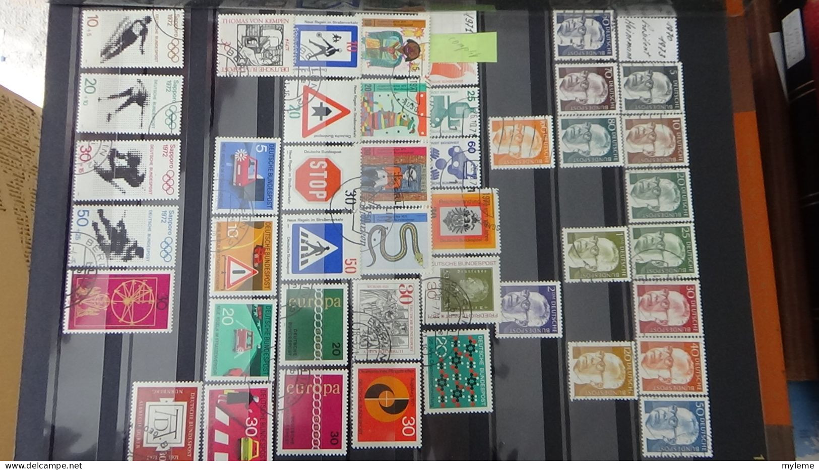 BF24 Ensemble de timbres de divers pays + bande N° 242A oblitérée et signée. Cote 1200 euros