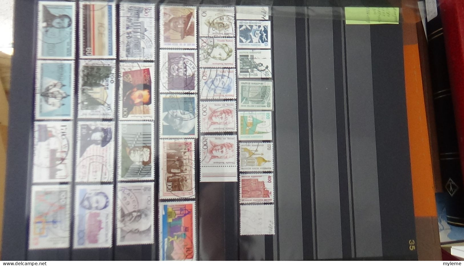 BF24 Ensemble de timbres de divers pays + bande N° 242A oblitérée et signée. Cote 1200 euros