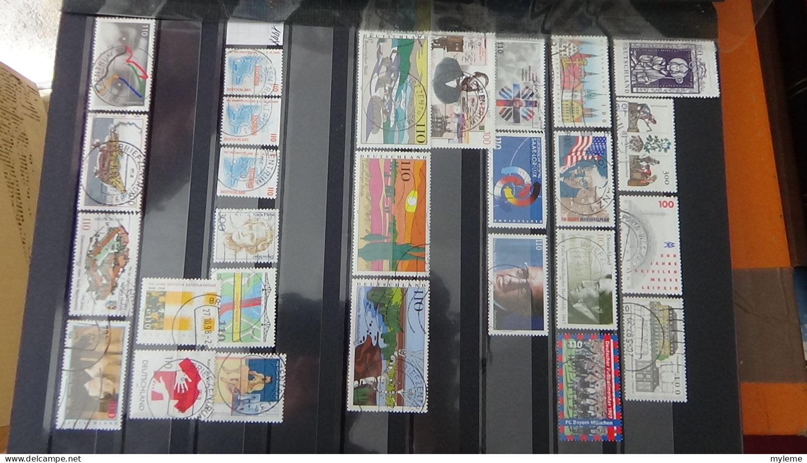 BF24 Ensemble de timbres de divers pays + bande N° 242A oblitérée et signée. Cote 1200 euros