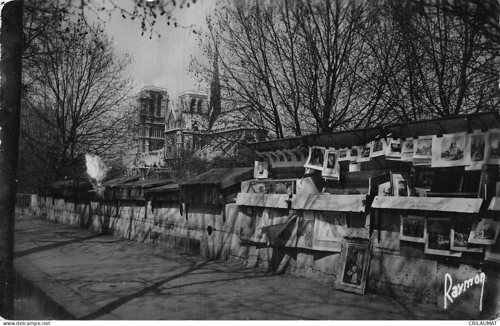 75-PARIS NOTRE DAME LES BOUQUINISTES-N°T5046-B/0015 - Notre Dame De Paris