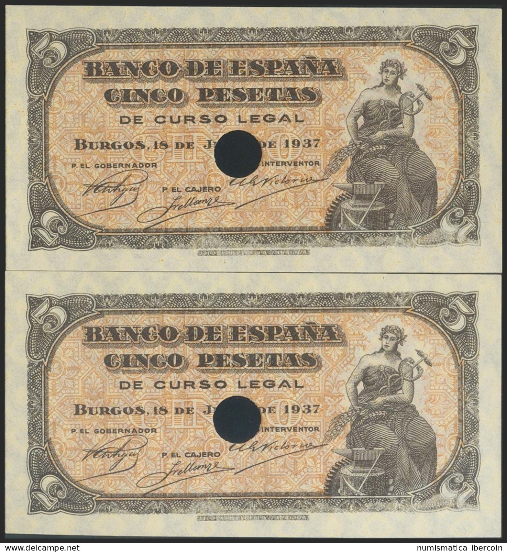 5 Pesetas. 18 De Julio De 1937. Pareja Correlativa. Taladrados, Con Puntitos De - Other & Unclassified