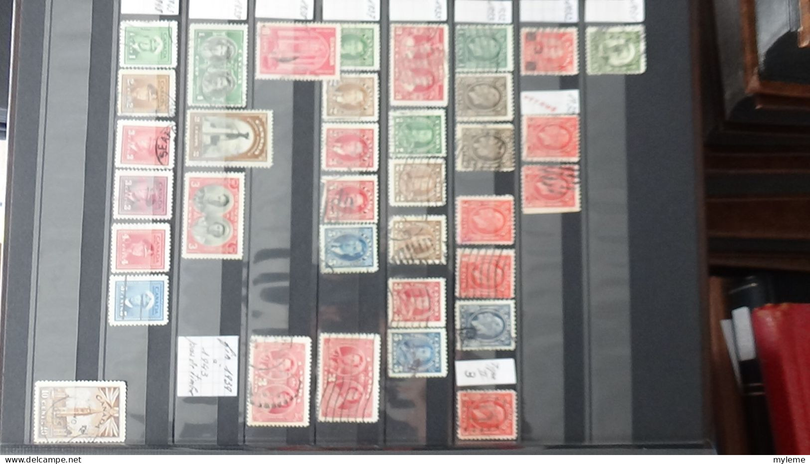 BF25 Ensemble De Timbres De Divers Pays + Mouchons N° 112 + 113 + 114 **. Cote 680 Euros - Sammlungen (im Alben)