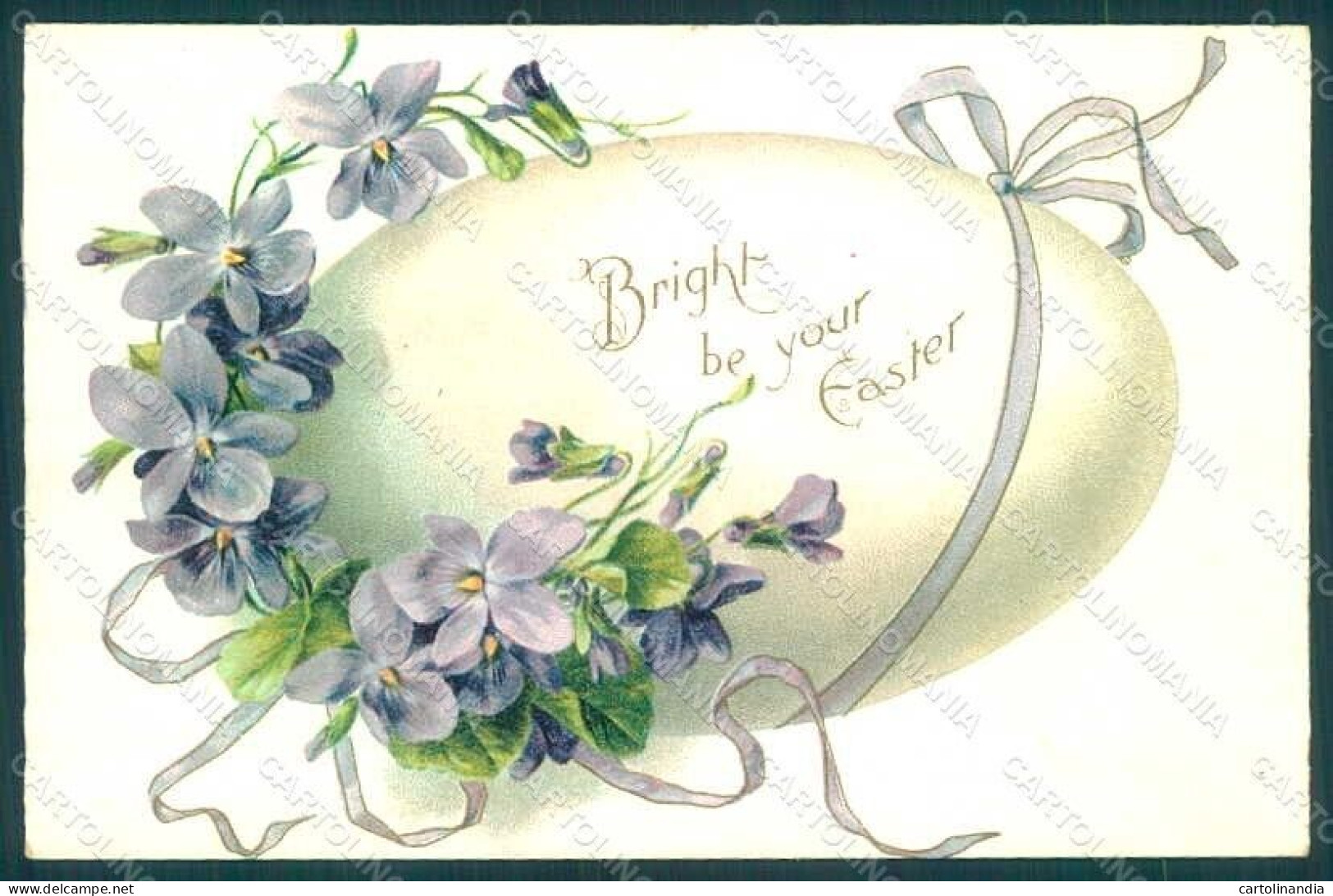 Greetings Easter Egg Flowers Violets Relief Postcard HR0182 - Fleurs