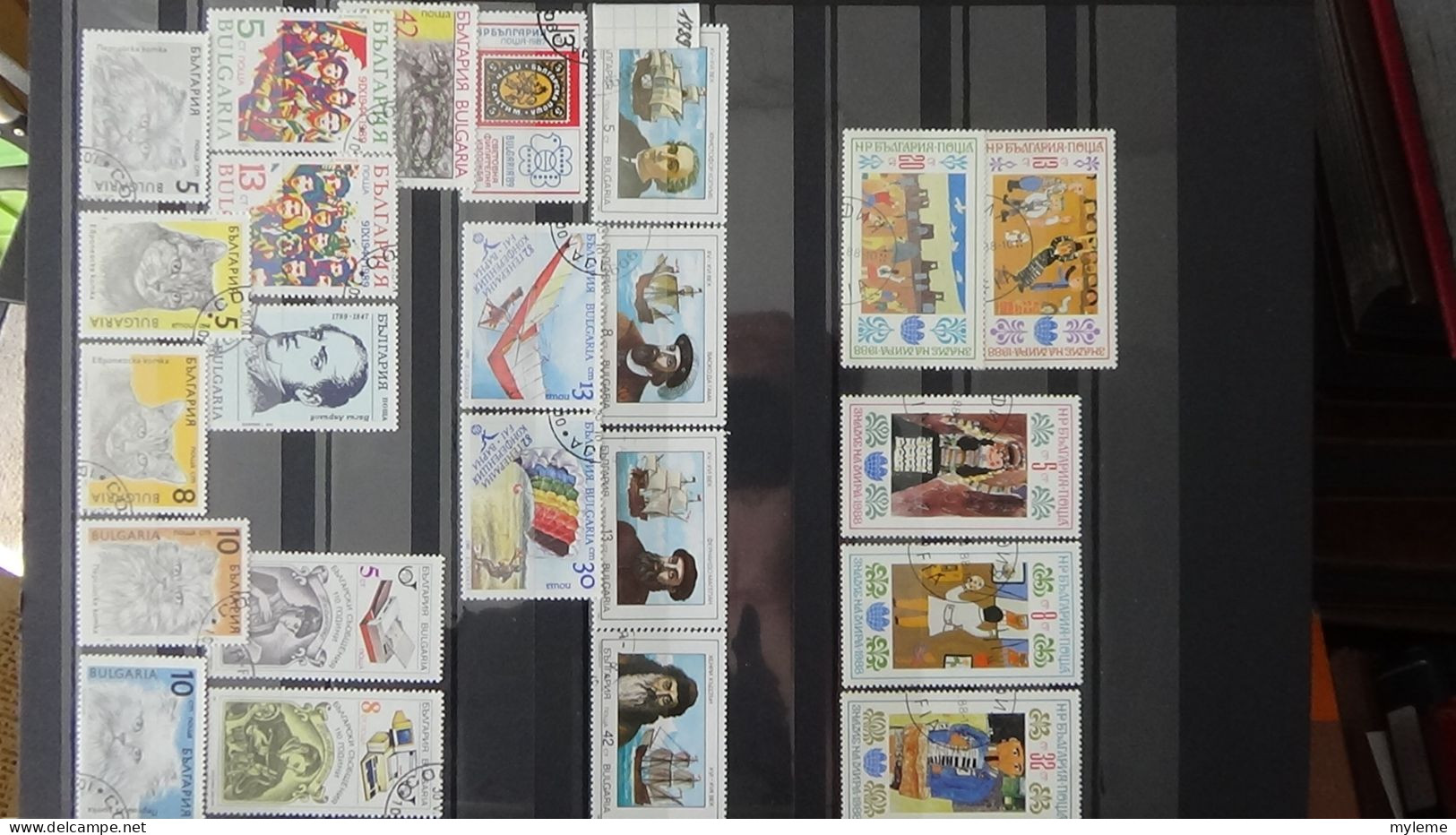 BF26 Ensemble de timbres de divers pays + Mouchons N° 116 + 117 + 118 **. Cote 985 euros