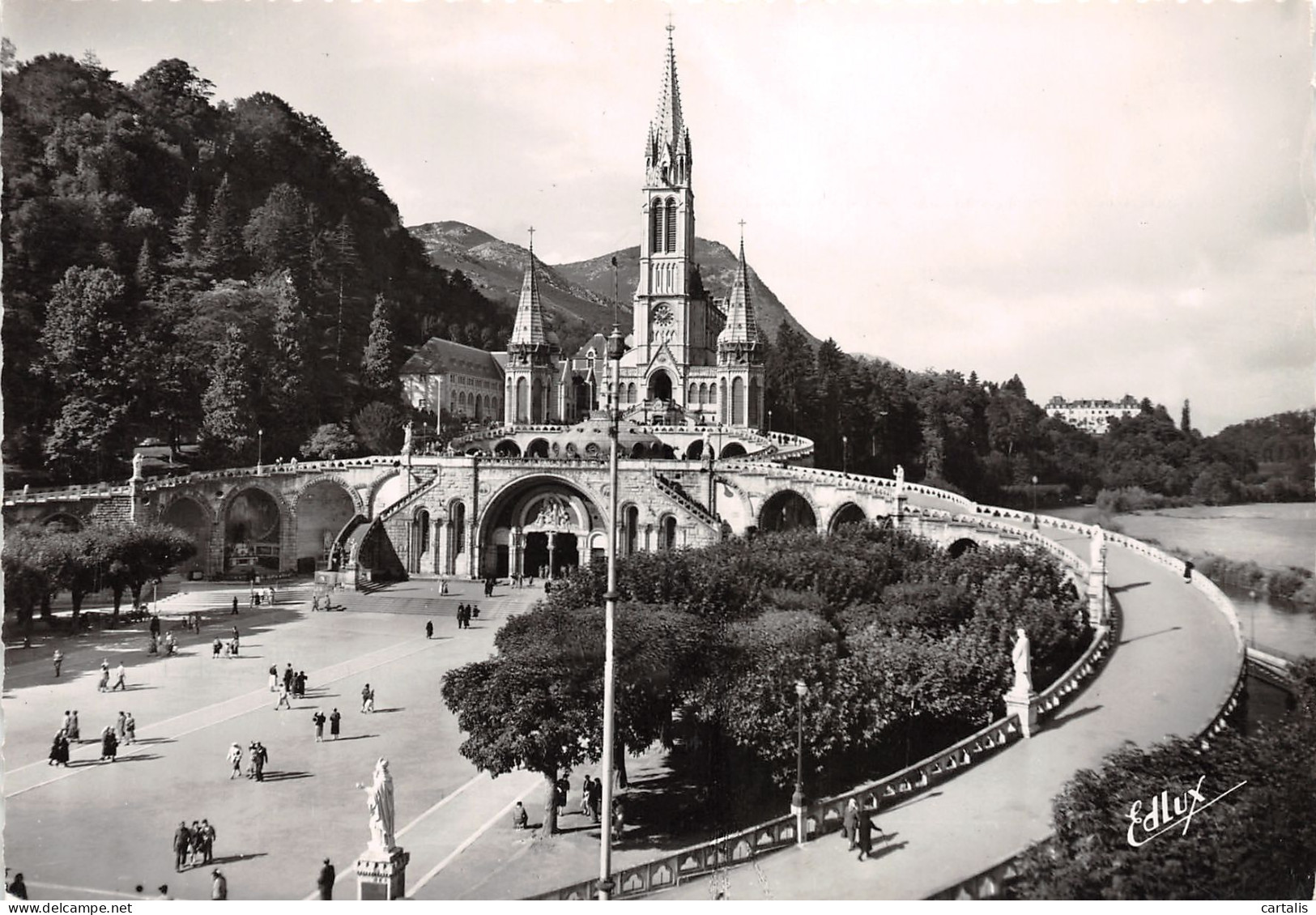 65-LOURDES-N°3732-B/0185 - Lourdes