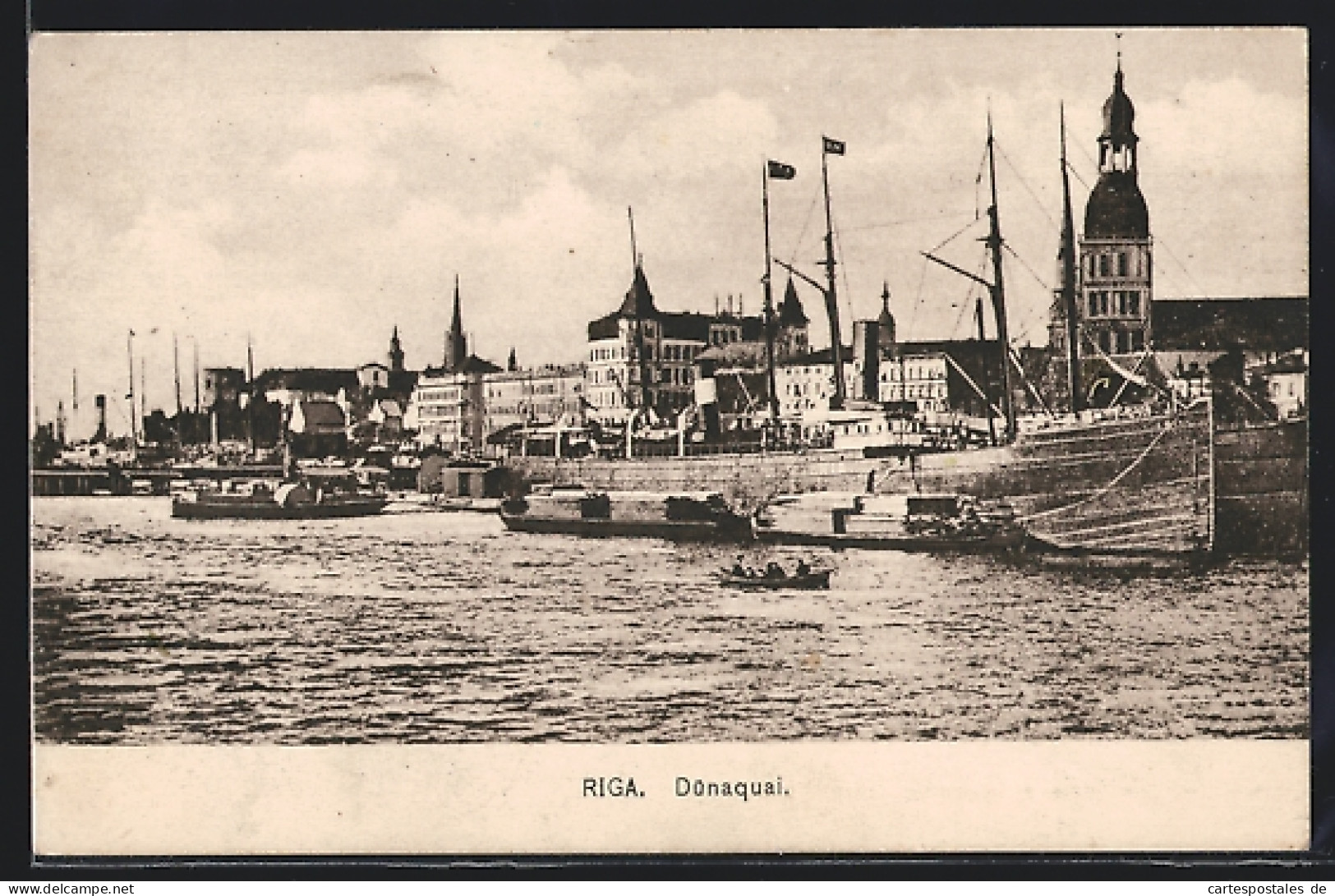 AK Riga, Dünaquai Mit Schiffen  - Latvia
