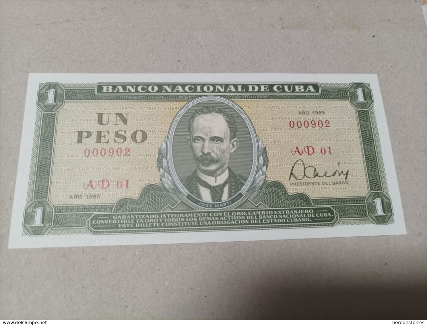 Billete Cuba, 1 Peso Año 1985, Nº Bajo 000902, UNC - Cuba