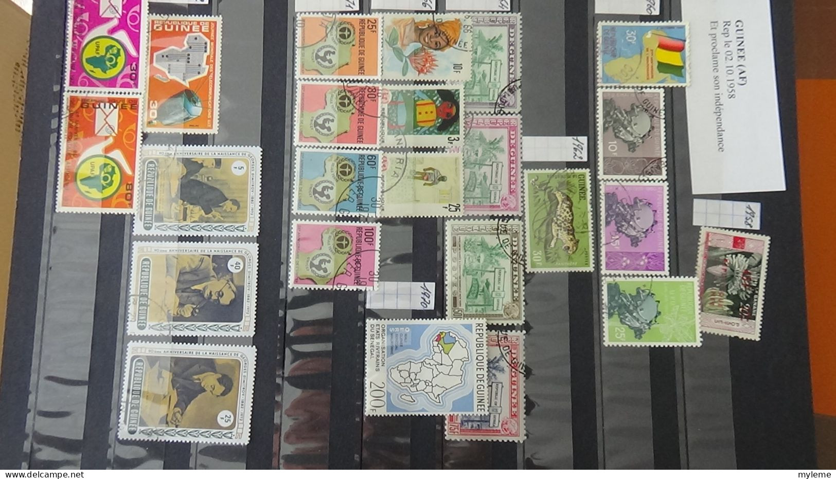 BF27 Ensemble de timbres de divers pays + Mouchons N° 124 + 125 + 126 **. Cote 705 euros