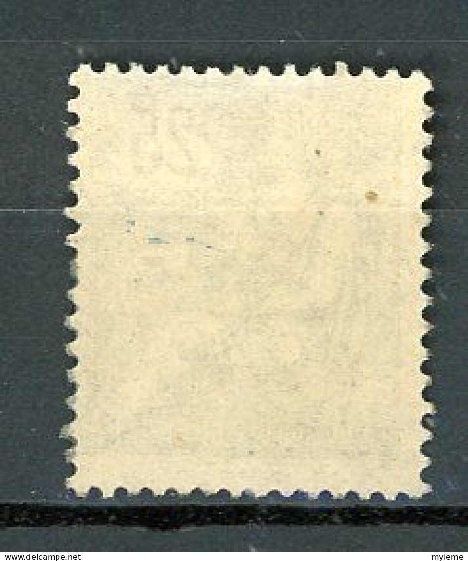 BF28 Ensemble De Timbres De Divers Pays + Mouchon N° 127 **. Cote 525 Euros - Collections (en Albums)