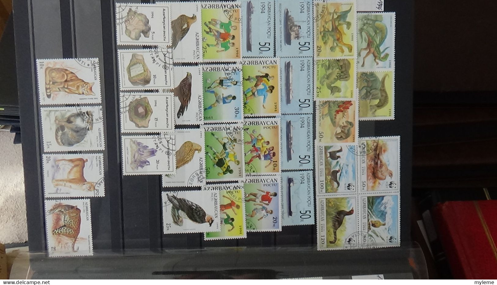 BF28 Ensemble de timbres de divers pays + Mouchon N° 127 **. Cote 525 euros