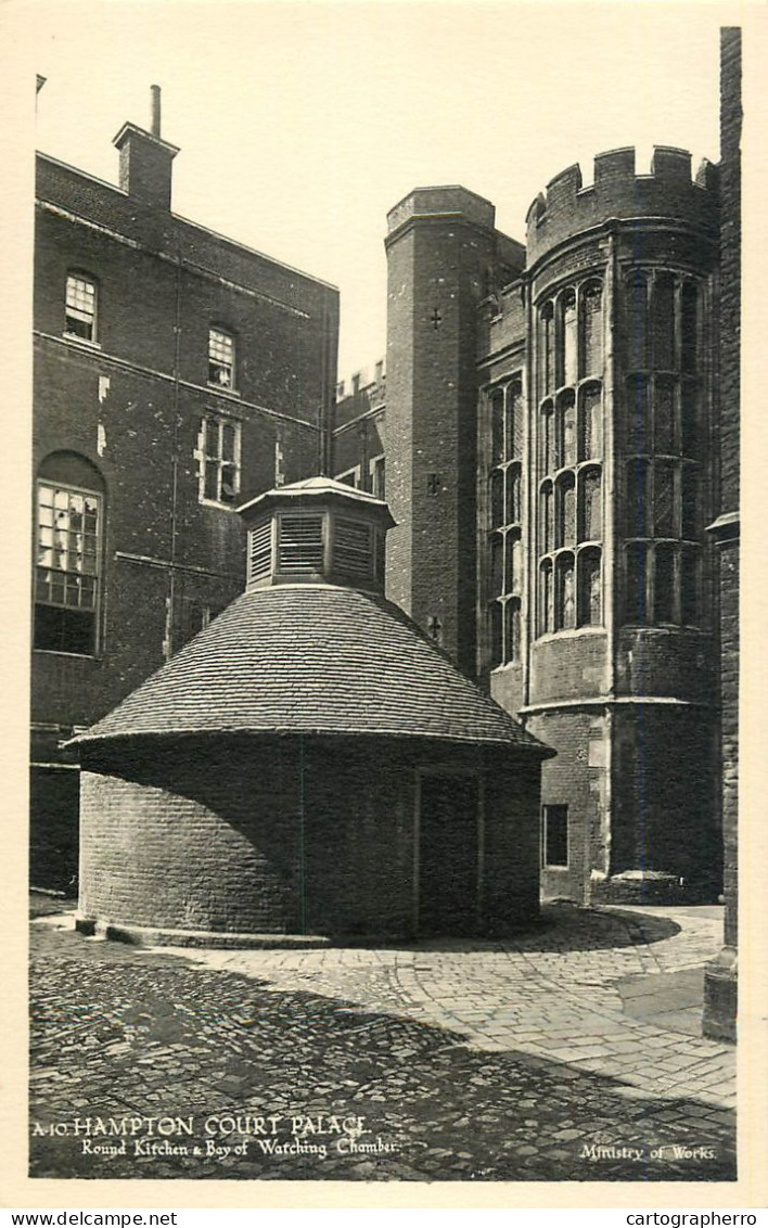 England London Hampton Court Round Kitchen & Bay Of Watching Chamber - Hampton Court