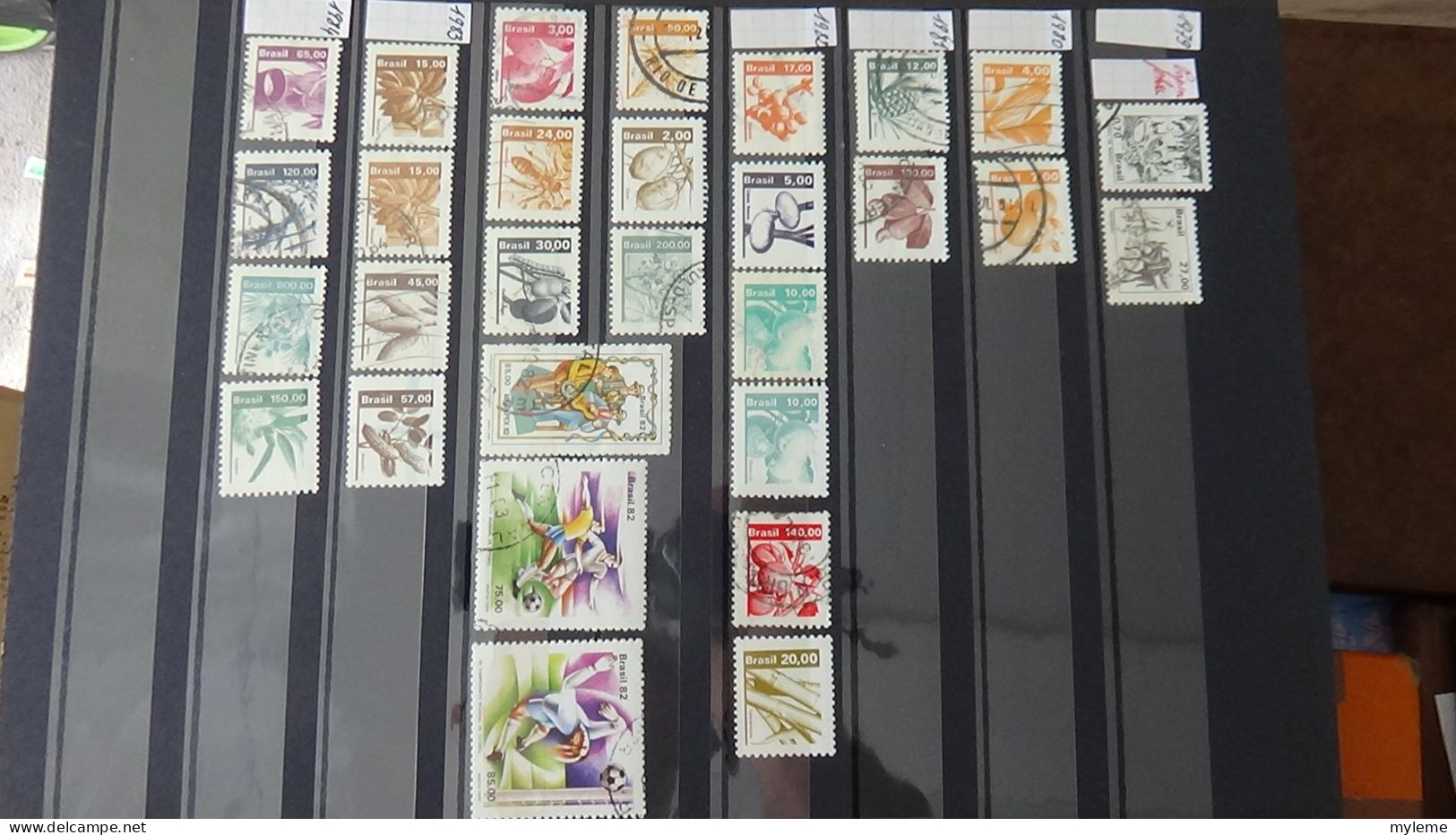 BF30 Ensemble de timbres de divers pays + Merson N° 122 **.(2 petites pites de rouille au dos) Cote 3200 euros