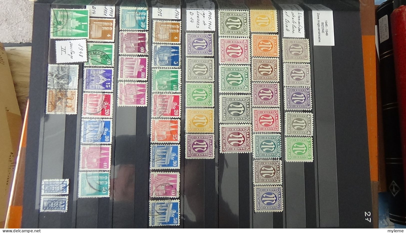 BF31 Ensemble de timbres de divers pays + Orphelin N° 152 ** (2 pites de rouille au dos)  Cote 550 euros