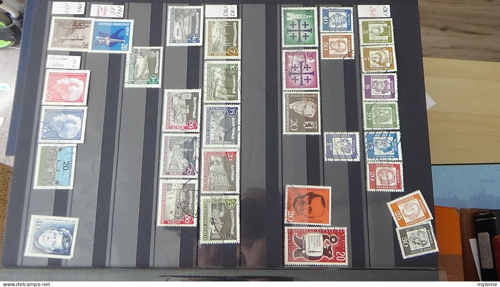 BF31 Ensemble de timbres de divers pays + Orphelin N° 152 ** (2 pites de rouille au dos)  Cote 550 euros