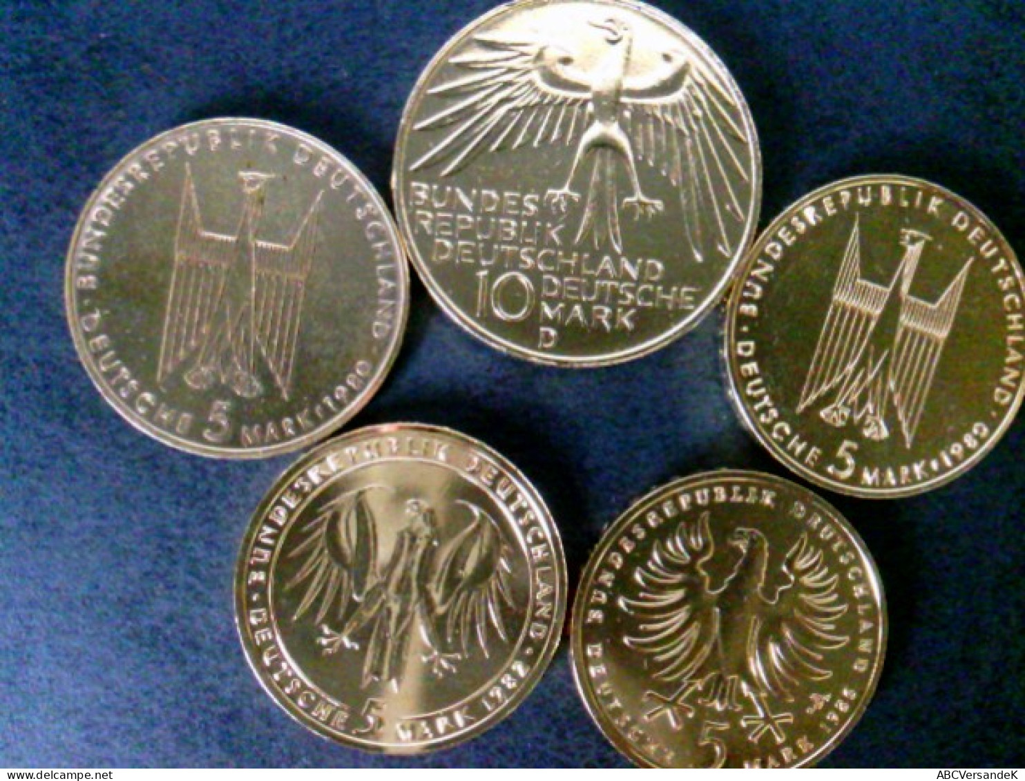 Münzen/ Medaillen: Hier 5 Münzen 1 X 10 . 4 X 5 DM Vergoldet, Mit 24 Karat Goldauflage, In Kapsel - Numismatique