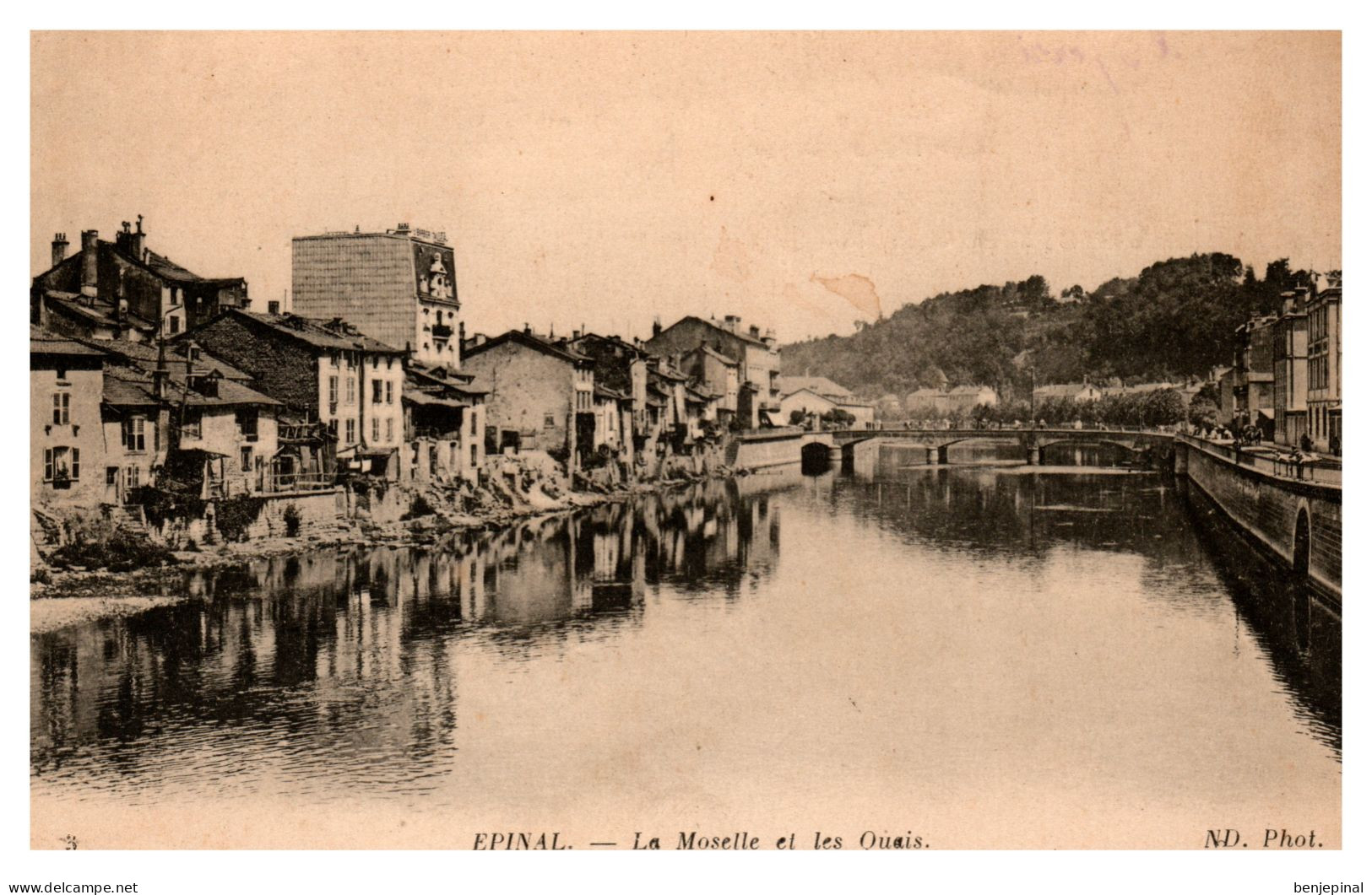 Epinal - La Moselle Et Les Quais - Epinal