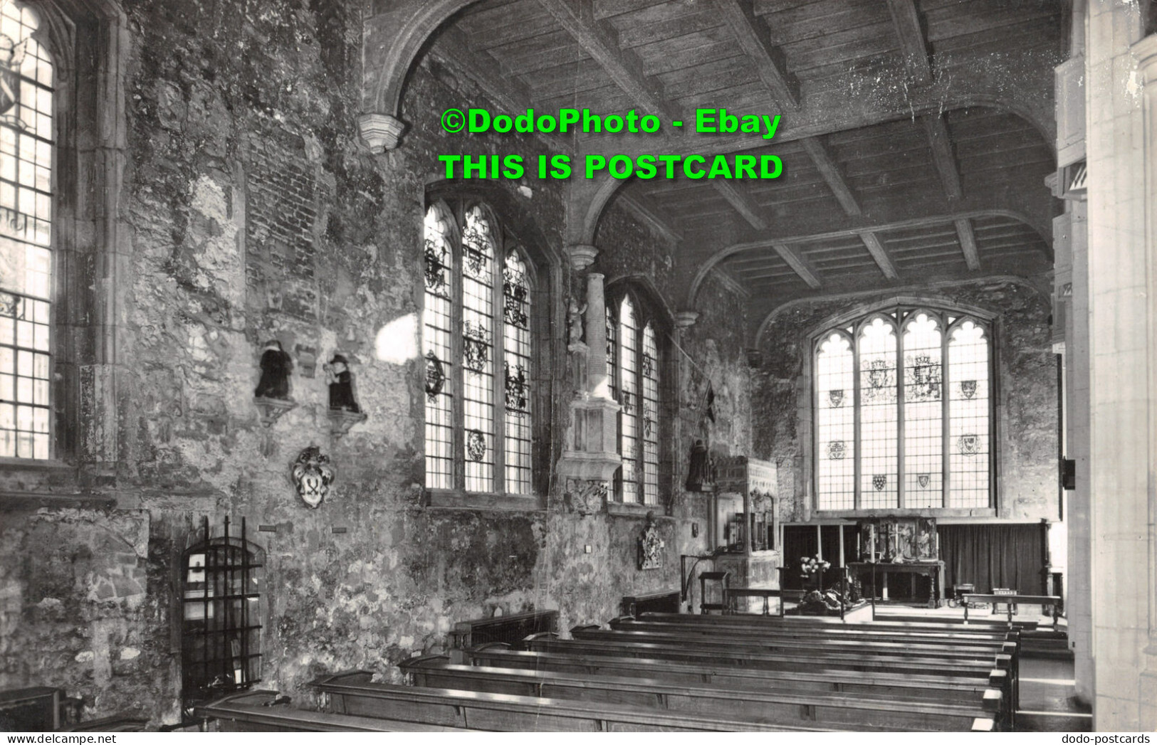 R375470 The North Aisle And Toc H Chapel In All Hallows By The Tower. London. E. - Sonstige & Ohne Zuordnung