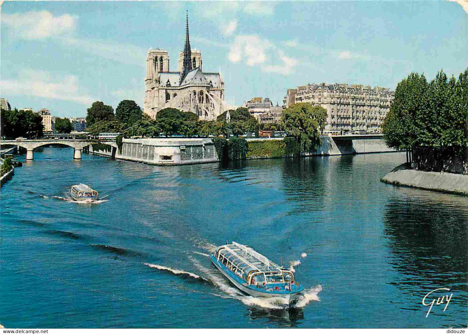 75 - Paris - La Seine Et Ses Bords - La Seine Et Le Chevet De La Cathédrale Notre Dame - CPM - Voir Scans Recto-Verso - La Seine Et Ses Bords